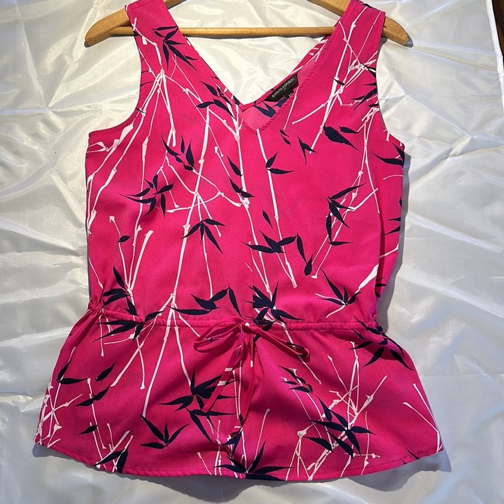 Banana Republic women’s XS tank top sleeveless shirt size extra small Like New